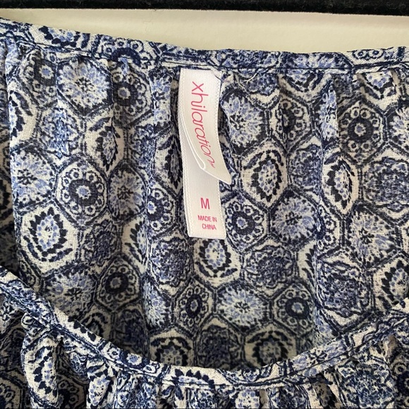 Xhilaration Women’s Off the Shoulder Blue Blouse Size M - Picture 4 of 4